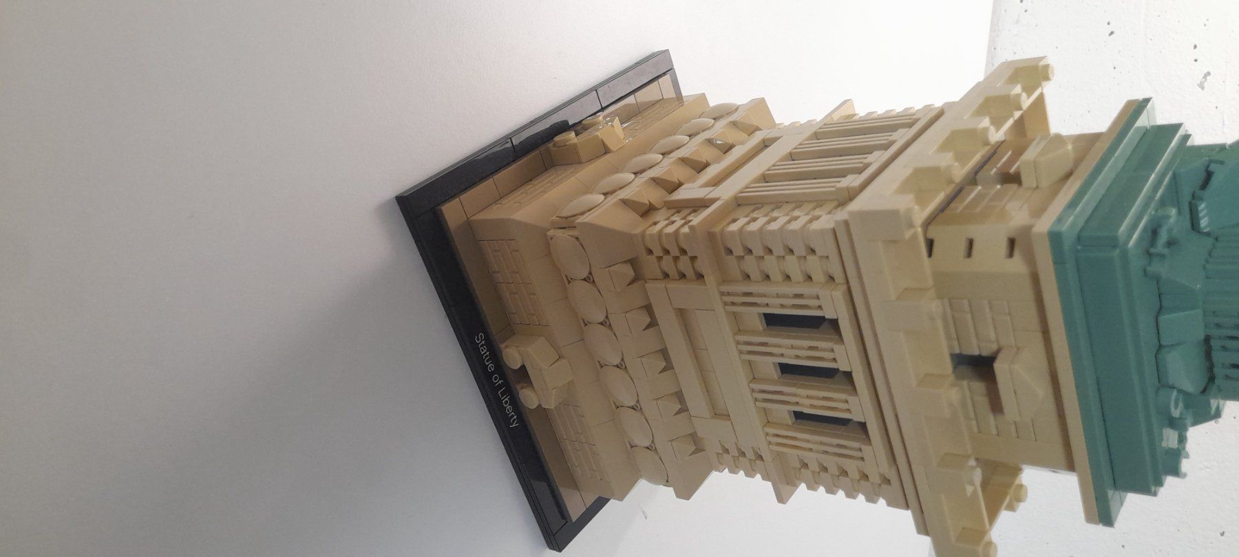 Lego Kit di costruzioni: Lego Architecture 21042 - Statue de la Liberté – Usato da Tatroz venduto da lgc01 4
