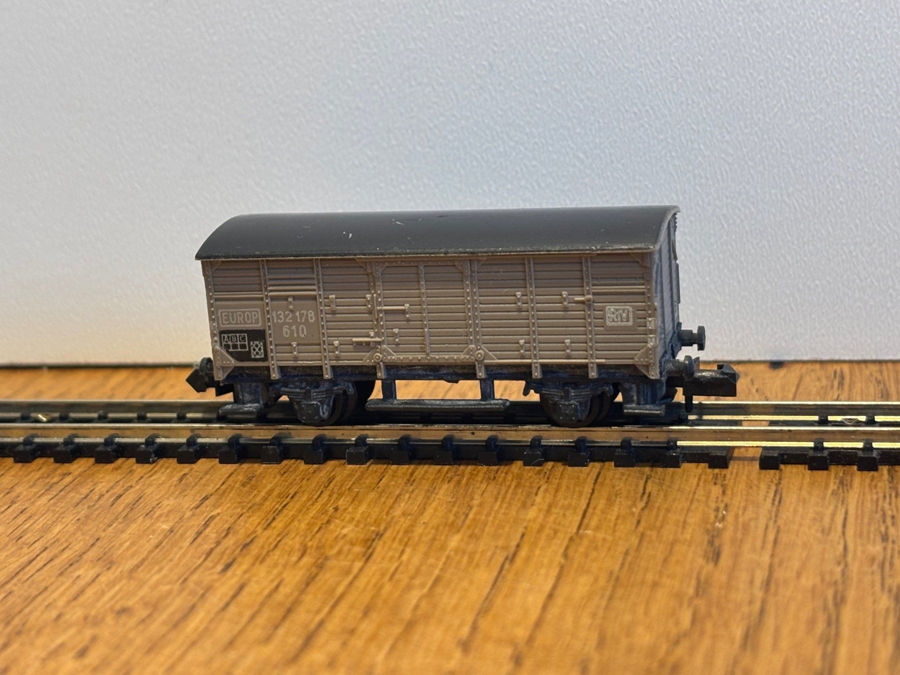Modellini di ferrovie: L1435: Güterwagen (Spur N) – Usato da Birsfelden venduto da Birs_25 3