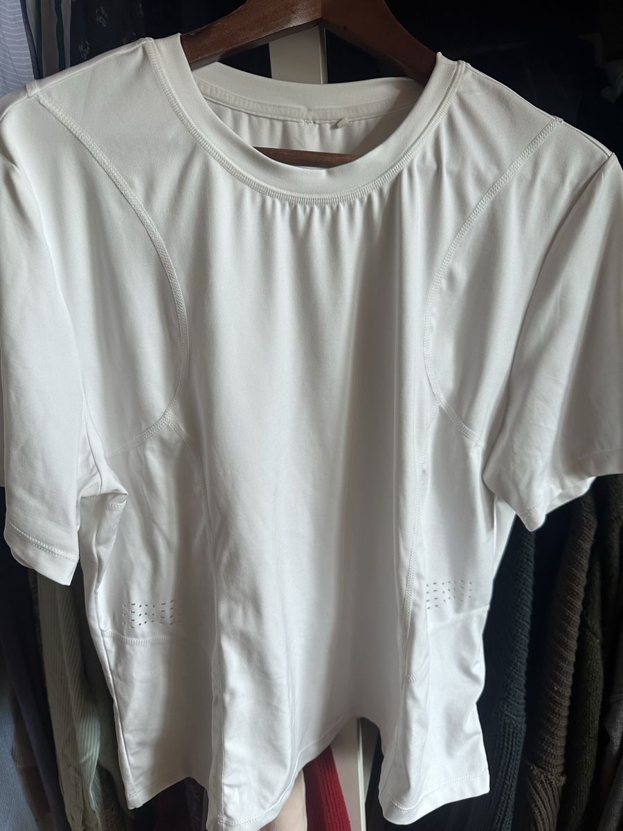 H&M T-shirt: H&M move Sport Tshirt weiss, Gr. XL – Usato da Münsingen venduto da Secondhand89