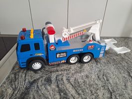 Spielzeug Abschleppwagen blau First Truck 