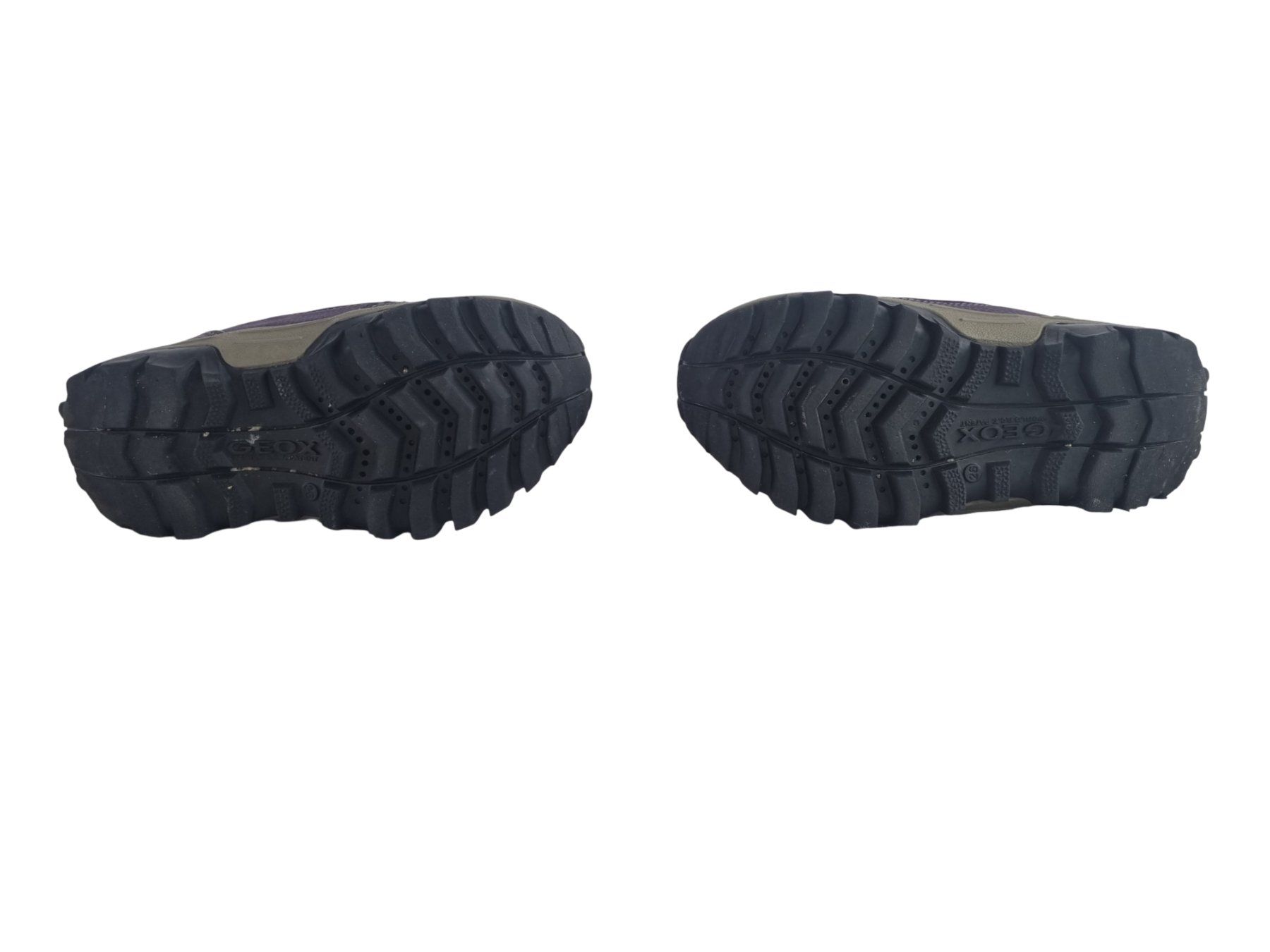Geox Scarpe per ragazze: GEOX Waterproof Kinderschuhe Gr. 26 – Usato da Wangen b. Olten venduto da Restwert_Wangen 4