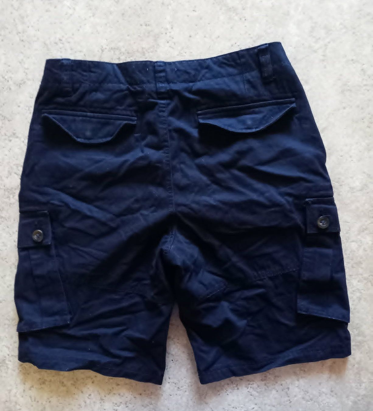 Pantaloni: Herren Cargo Shorts Gr. 32 schwarz – Usato da Möhlin venduto da dom_96nf 1