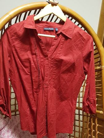 Rote Bluse