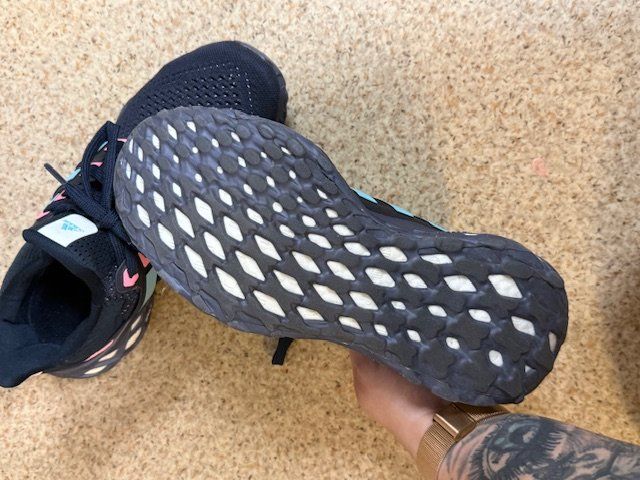 Adidas Scarpe da donna: Adidas Damen Schuh Grösse 38 2/3 – Nuovo (secondo la descrizione) da Oeschgen venduto da Mich_elle 2