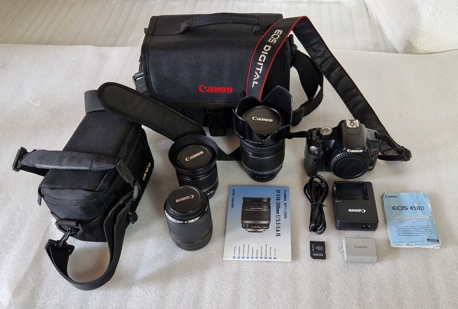 Canon Fotocamera: Canon Objektive inkl. Canon EOS 450D Camera, 2x Taschen. – Usato da Alosen venduto da A1pro