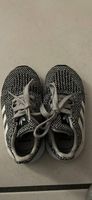Neue Adidas Kinderschuhe Gr. 21 grau
