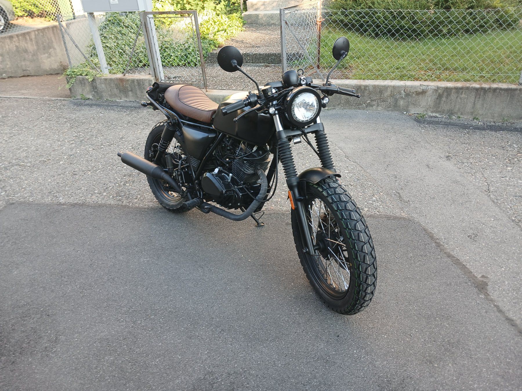 Brixton Motorcycles Route: Motorrad Brixton 125 schwarz 10106km – D'occasion à Heimberg par kayo508 3