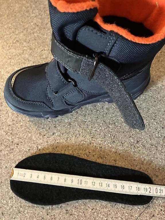 Schuhe für Jungen: Winterstiefel  – Neu und originalverpackt aus Bern von Aniba23 2