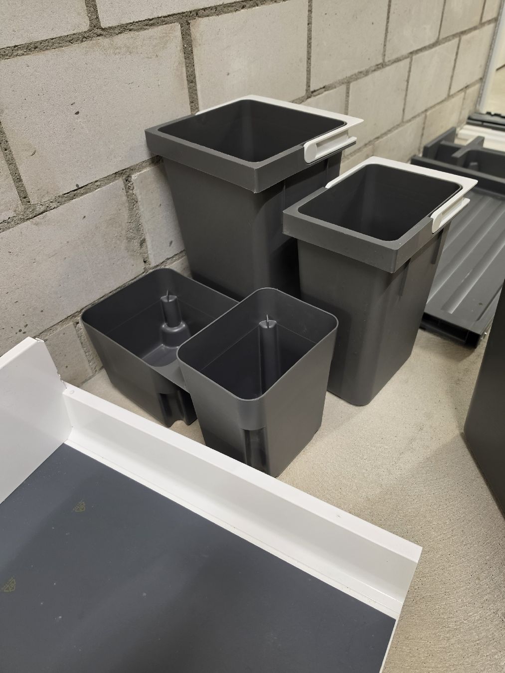 Müllex Cestini per rifiuti: Müllex Abfall-Auszugsystem X-LINE X55 Basic Pro,9 Monate alt – Usato da Rickenbach Sulz venduto da VickyJolina 5