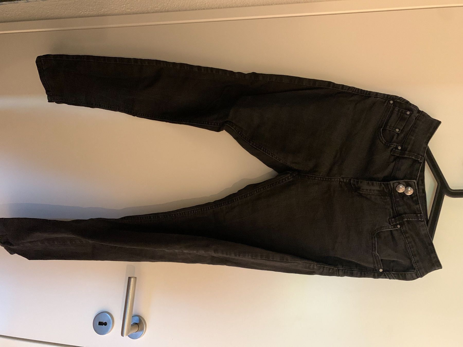 Jeans: Black Jeans – Nuovo (secondo la descrizione) da Zürich venduto da Alpen209 2