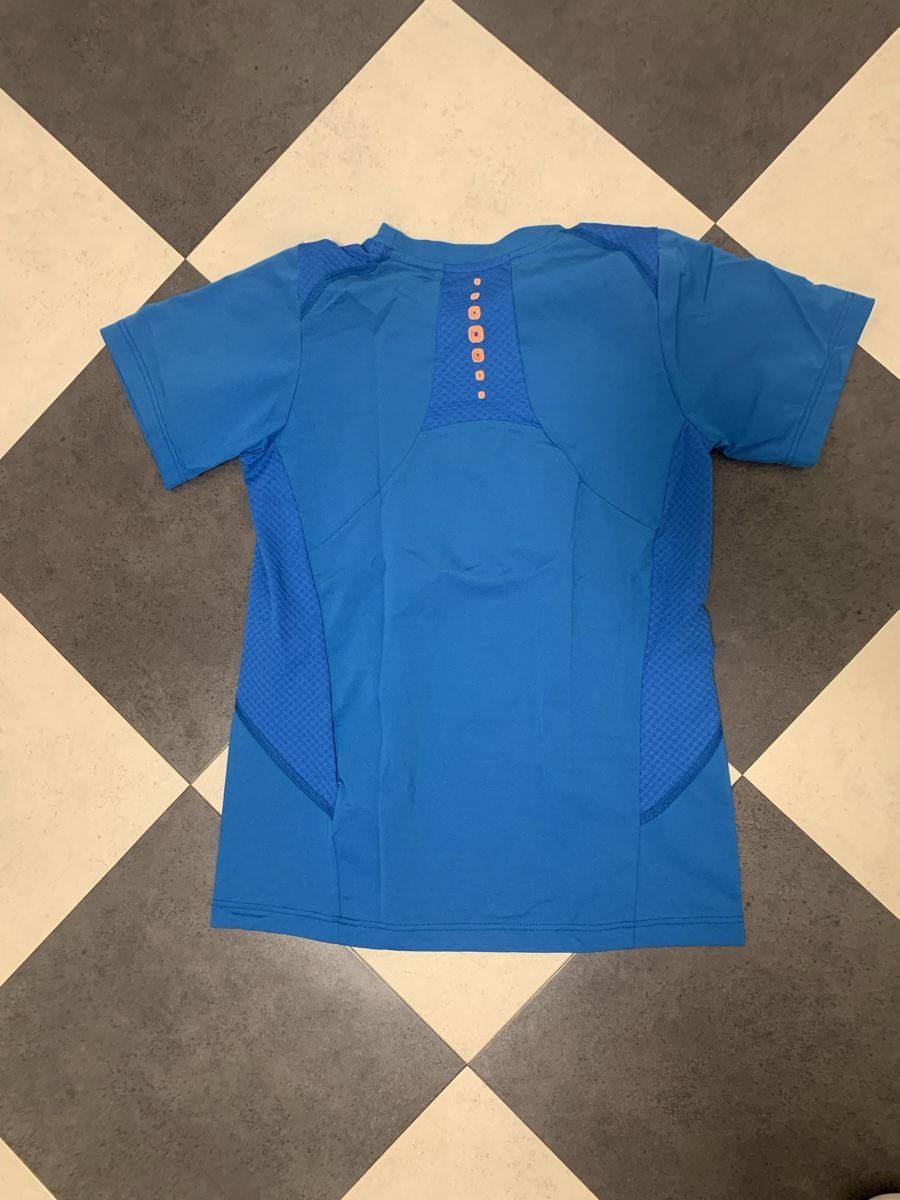 T-shirt: Sportshirt – Usato da Luzern venduto da Boudin03 3