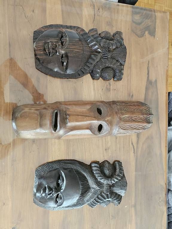 Arte internazionale: Afrikanische Holzmasken  Handgeschnitzte – Usato da Utzenstorf venduto da Dac_mk 3