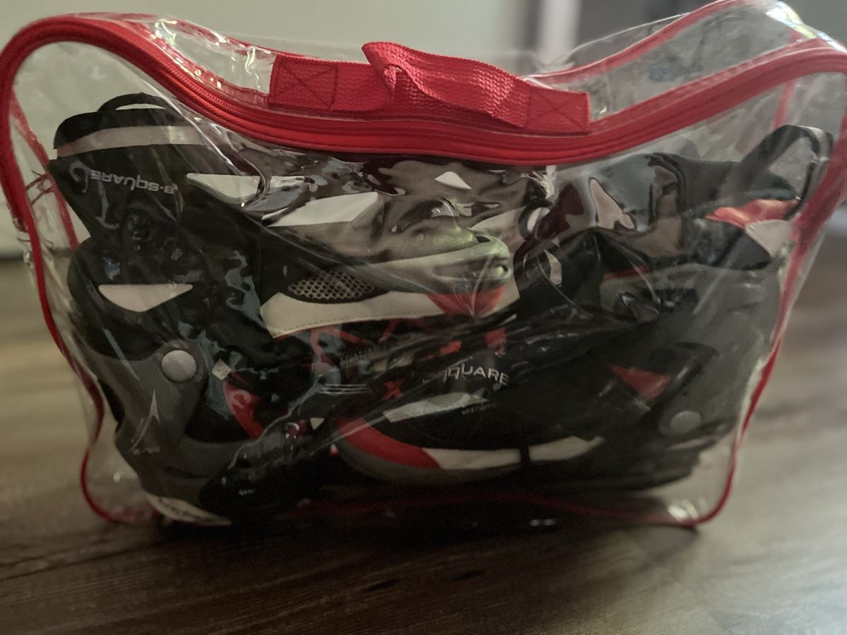 Pattini da ghiaccio: Tolle Schlittschuhe Gr. 31-34 – Usato da Maur venduto da esgehoertjetztmir 1