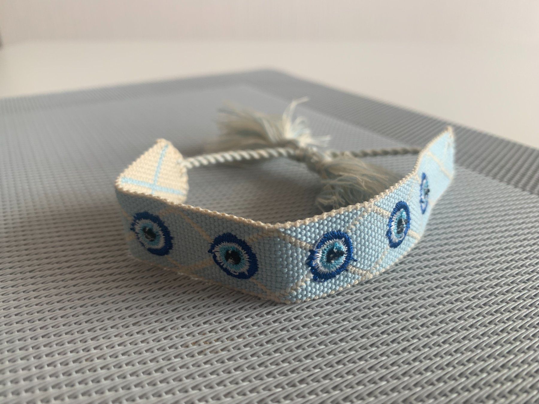Bracciali & Braccialetti: Bracelets unisexe, un est en cuir – Usato da Puplinge venduto da GenevaEagle 3