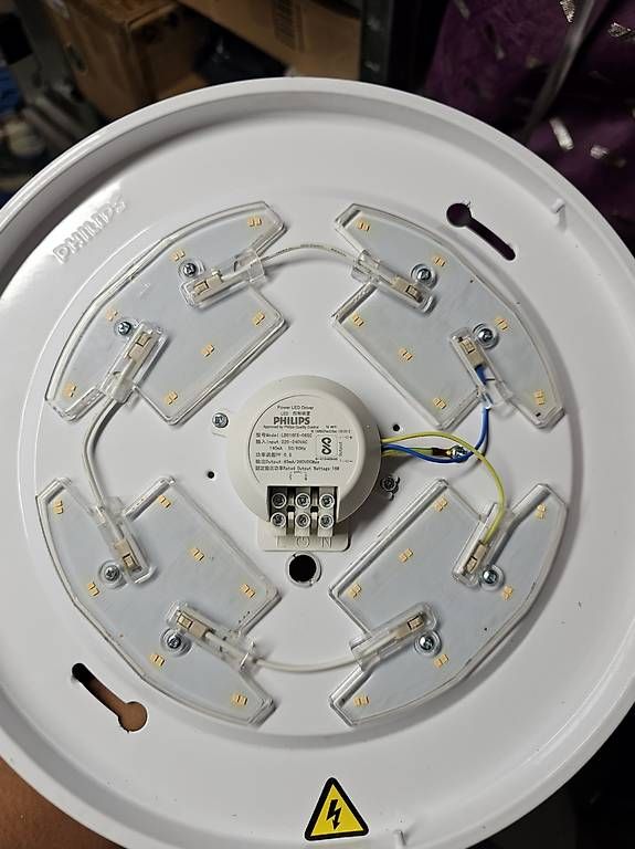 Lampadari & plafoniere: 3x Philips Cinnabar LED Deckenleuchten – Usato da Au ZH venduto da PaintingAuction 3