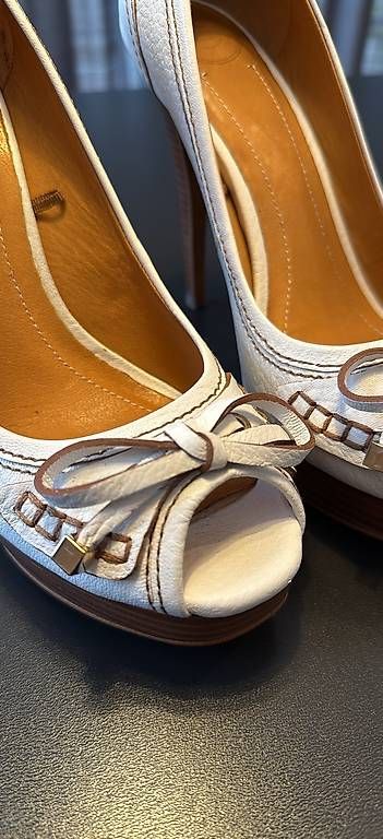 Zara Scarpe da donna: Chaussures à talons Zara – Usato da Goumoens-la-Ville venduto da SandieF 3