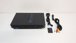 PlayStation 2 FAT (SCPH-50004) mit Zubehör