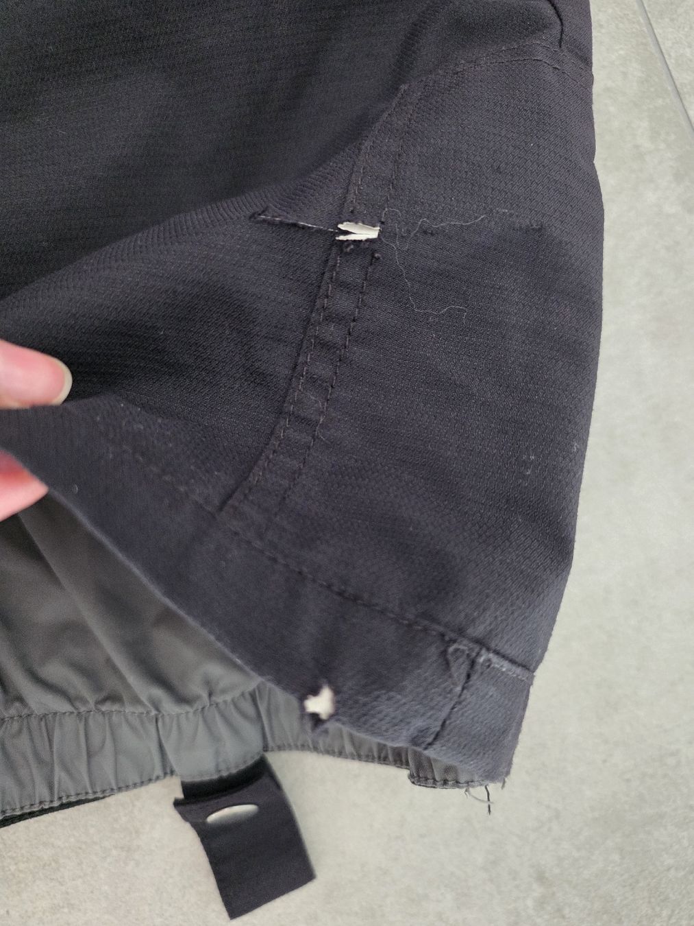 Pantaloni: pantalon de ski – Usato da Vétroz venduto da tgu_2rjn 1