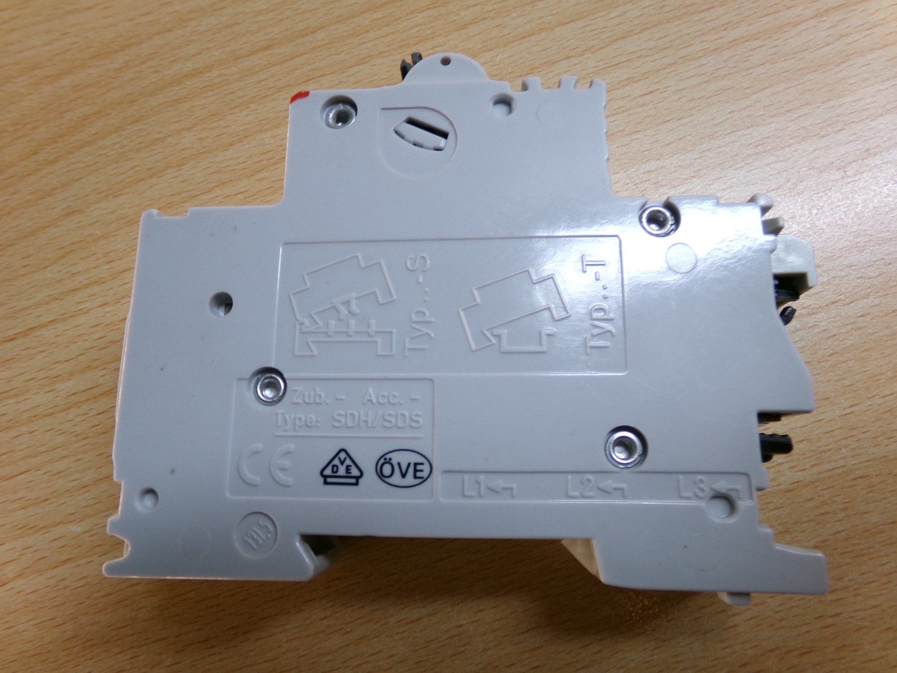 ABB Interrupteurs: LS B10 mit N-Trenner ABB-smissline – D'occasion à Hombrechtikon par HGK50 2