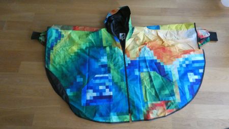 Regenponcho, mit Ärmeln
