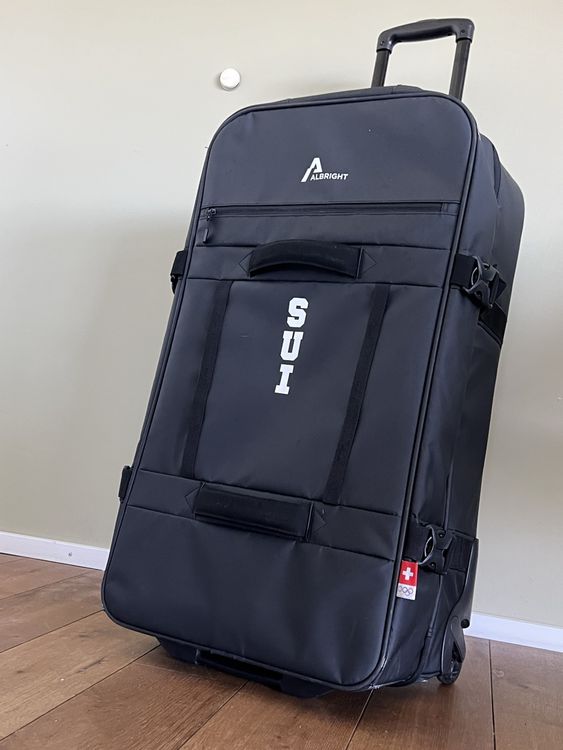 Offizieller Teamkoffer Swiss Olympic Peking 2022! (Gebraucht) in