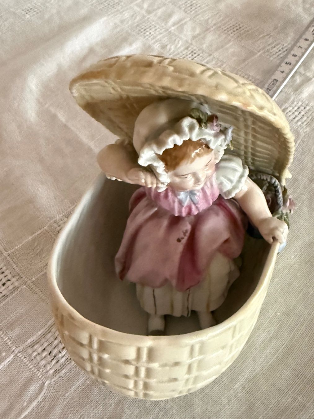 Statuette: Figur aus Porzellan – Usato da Ittigen venduto da Gruenjade 3