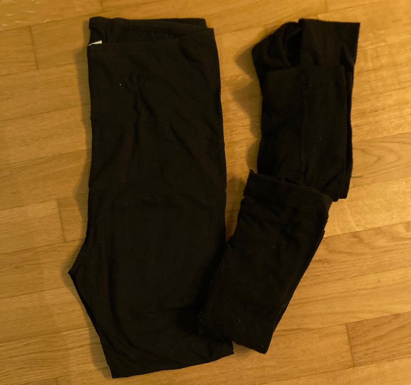 Lotti di vestiti: Umstandsmode Kleiderpaket – Usato da Zürich venduto da purli 2