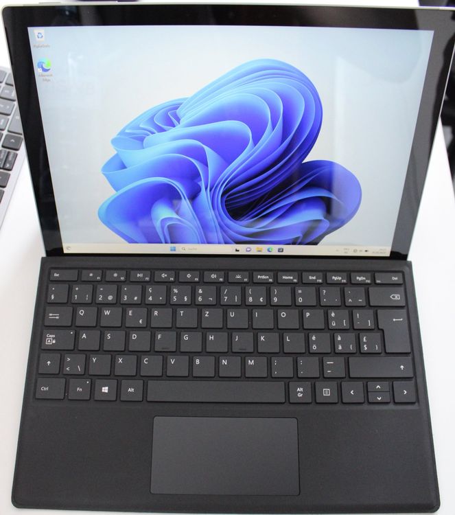 Surface Pro I7 256 Hot Surface Pro I7 256 2026 Microsoft Surface