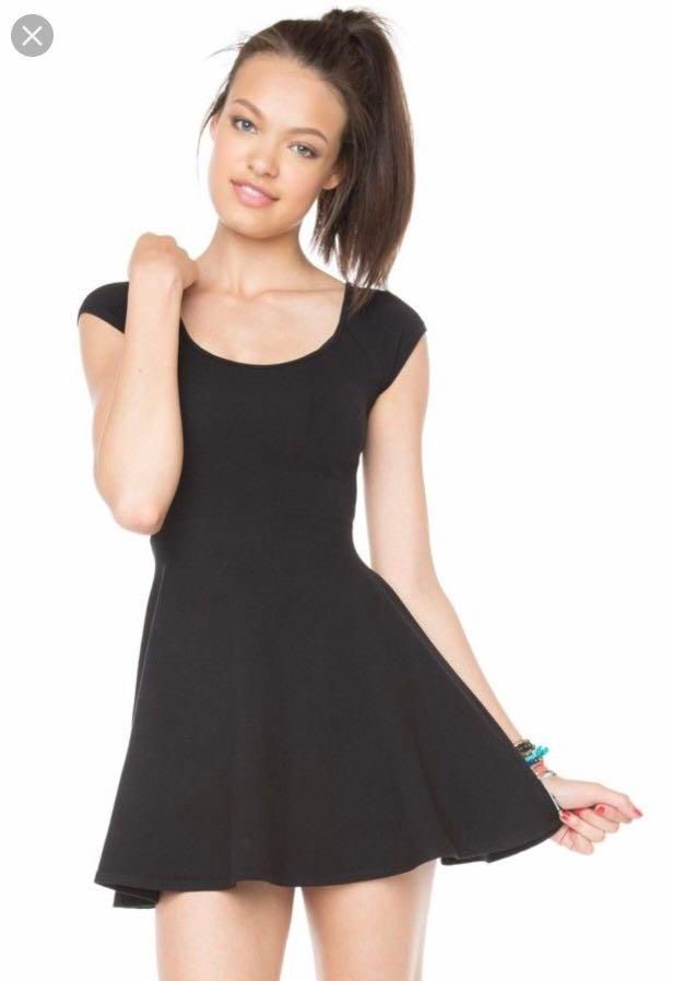 Brandy Melville Vestiti: Brandy Melville Kleid – Usato da Jona venduto da xweeknd