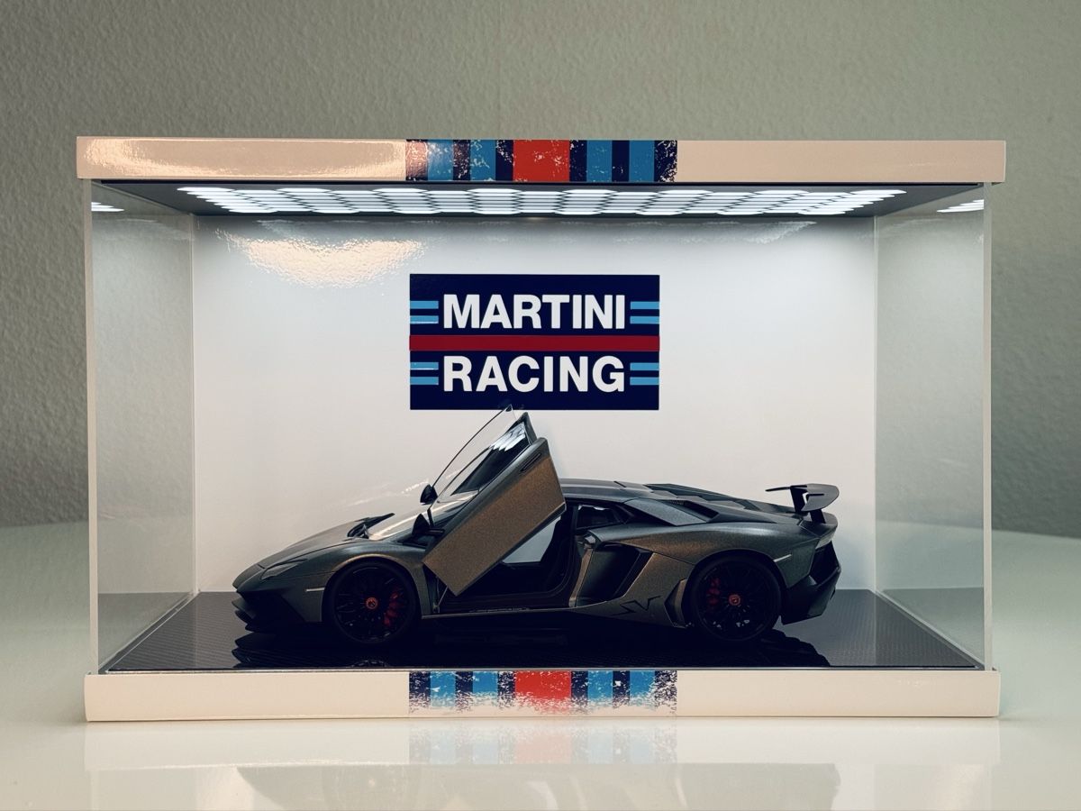 Martini Modellini d'auto: 1:18 Martini Racing Vitrine – Nuovo (secondo la descrizione) da Safenwil venduto da marchaui 8