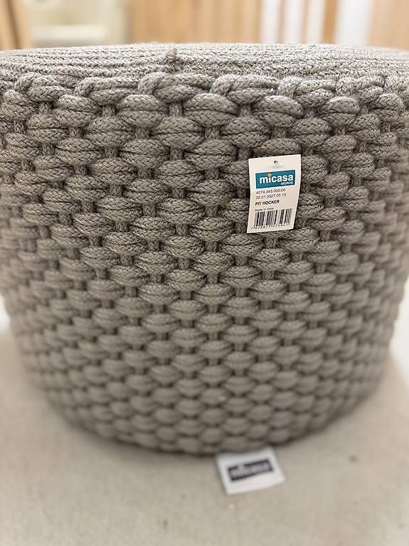 Sgabelli: Pouf / Sitzhocker gestrickt in Grau von Micasa – Usato da Kriens venduto da kambly19 1