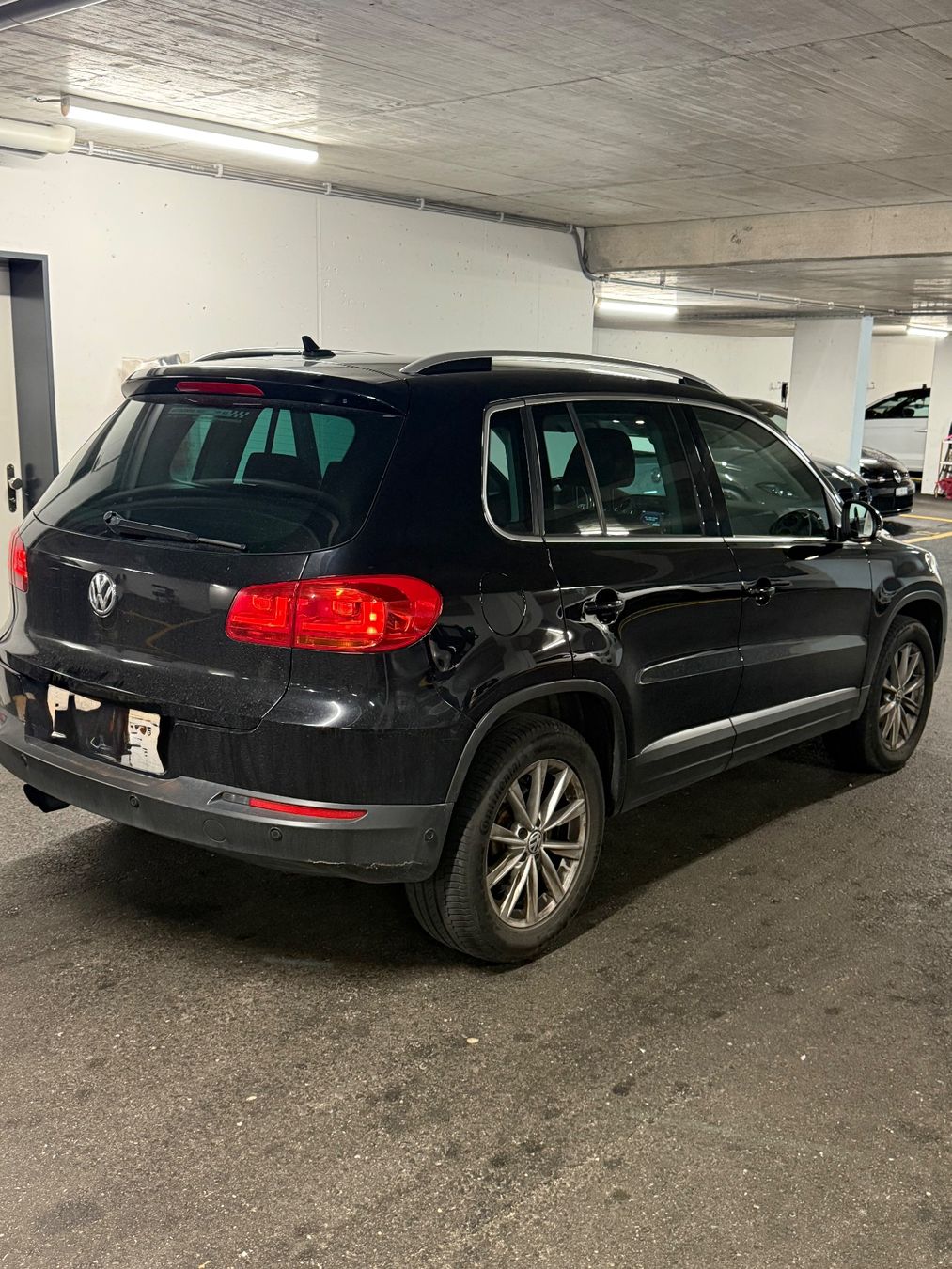 VW Automobili: Tiguan 2.0 TSI - EXPORT – Usato da Rupperswil venduto da alb_8nkt 1