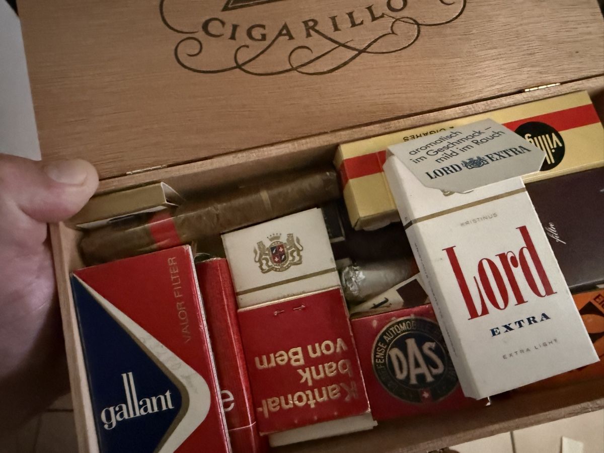 Sigari: Boite remplie de cigare  – Nuovo (secondo la descrizione) da Crissier venduto da Body-Jonat