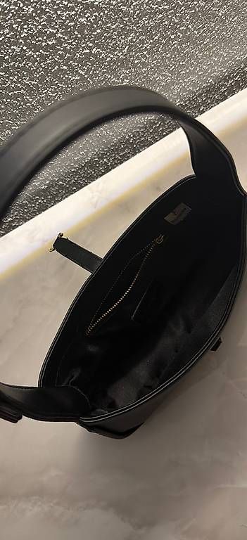 Borse da donna: Schwarze tasche – Usato da Bülach venduto da ade_h776 1