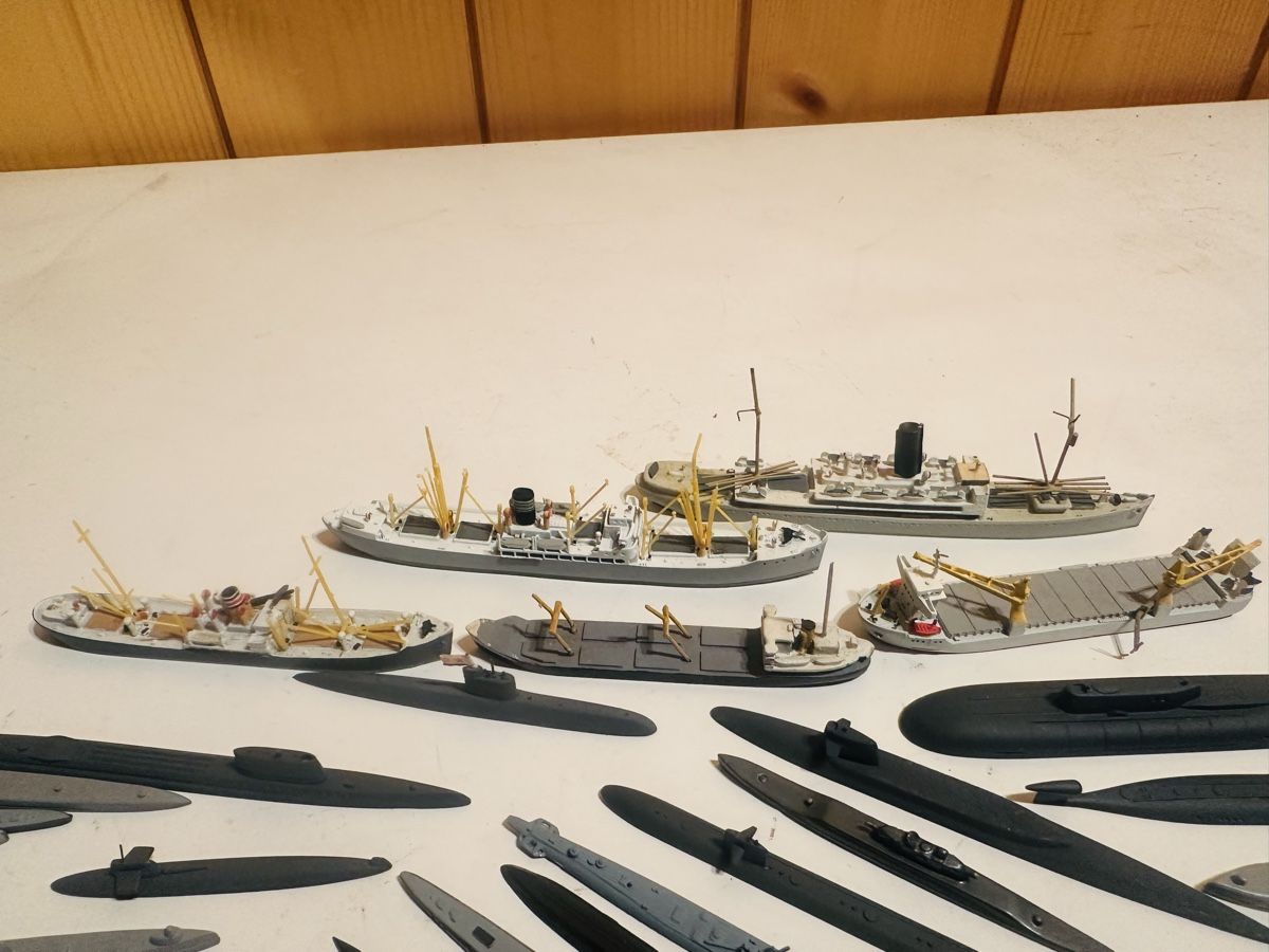 Kit di modellismo & Modellini statici: 35 Stk model Schiffen – Usato da Dietikon venduto da moradi24 2