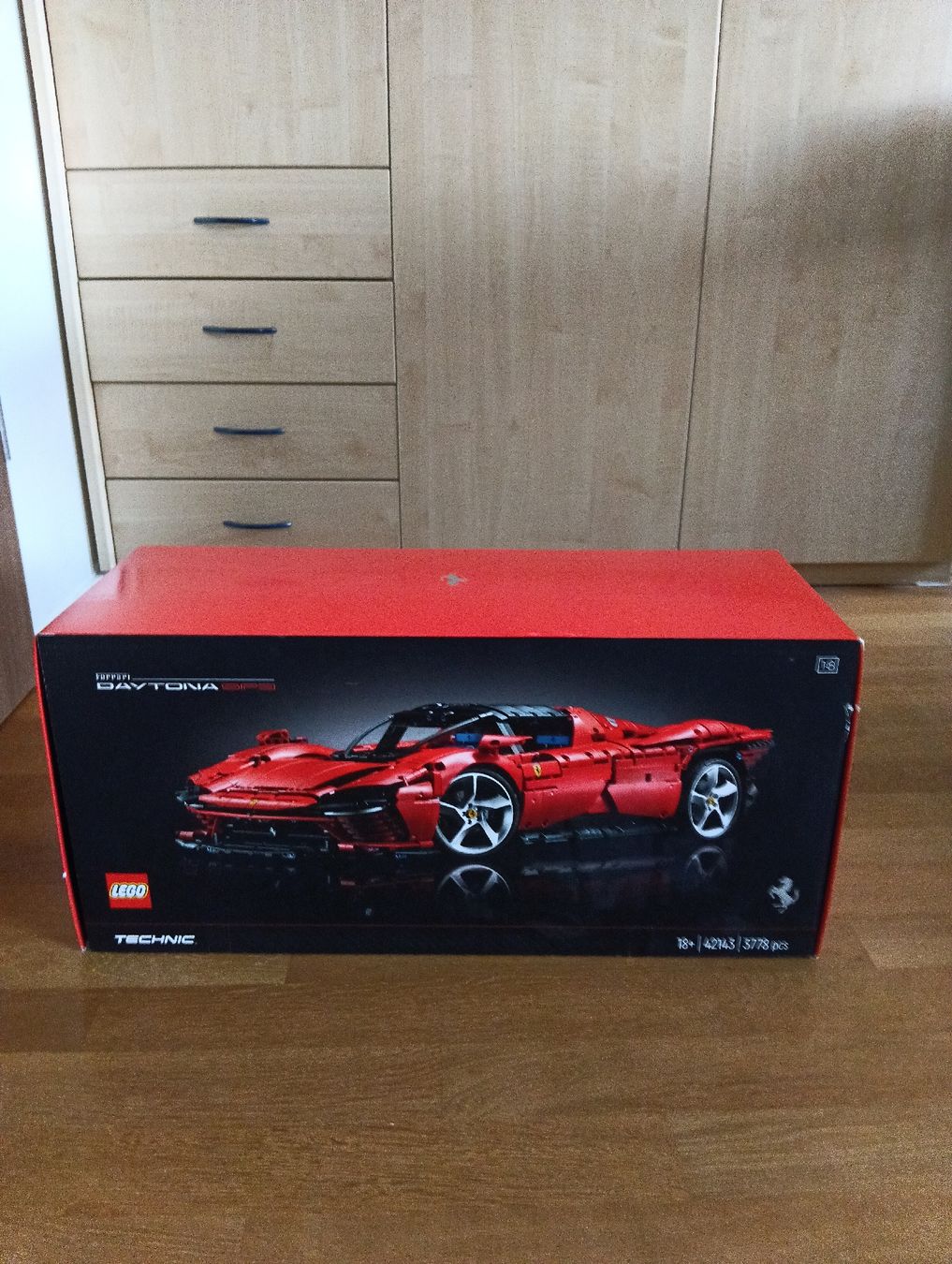 Lego Spielzeuge: Lego Technik 42143 Ferrari Karton  – Gebraucht aus Dreien von mosliger 2