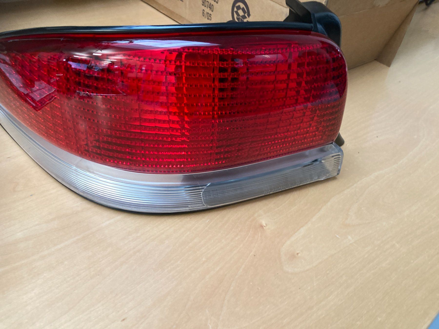 Chrysler Scheinwerfer: 04814361AC Chrysler Stratus Heckleuchte – Neu und originalverpackt aus Cham von WB2223 1