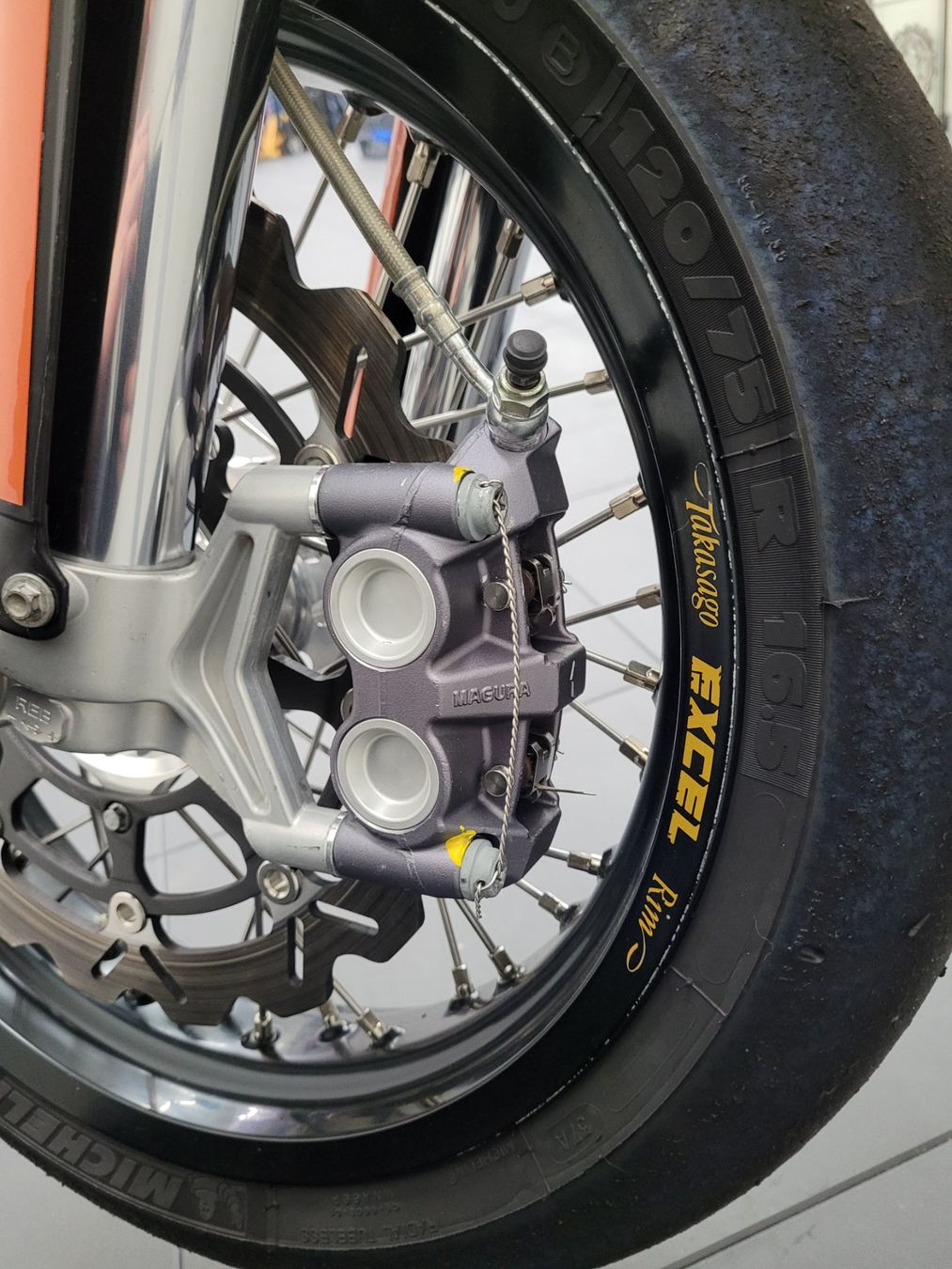 KTM Route: KTM 450 SMR Supermoto – D'occasion à Reinach AG par CaddyFactory 2
