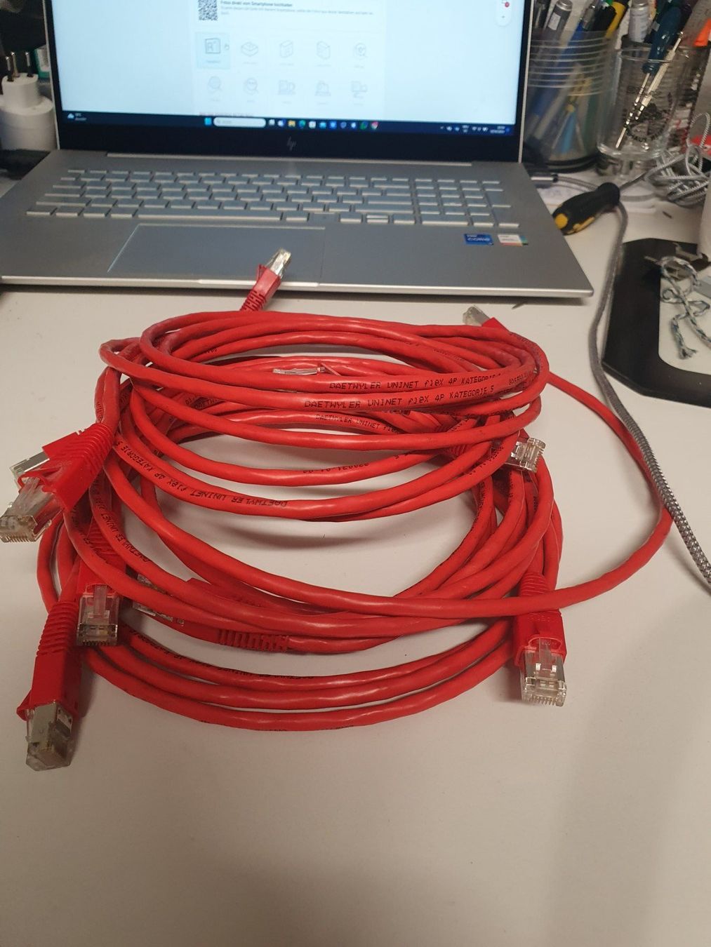 Dätwyler Kabel: Netzwerkkabel Patchkabel Cat5 kat5 Rj45 UKV 2m uninet 5502 – Gebraucht aus Zürich von Alibaba1234 2