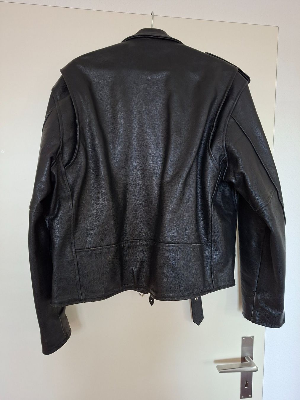 Giacche: Lederjacke – Usato da Schwerzenbach venduto da dor_x6pz 1