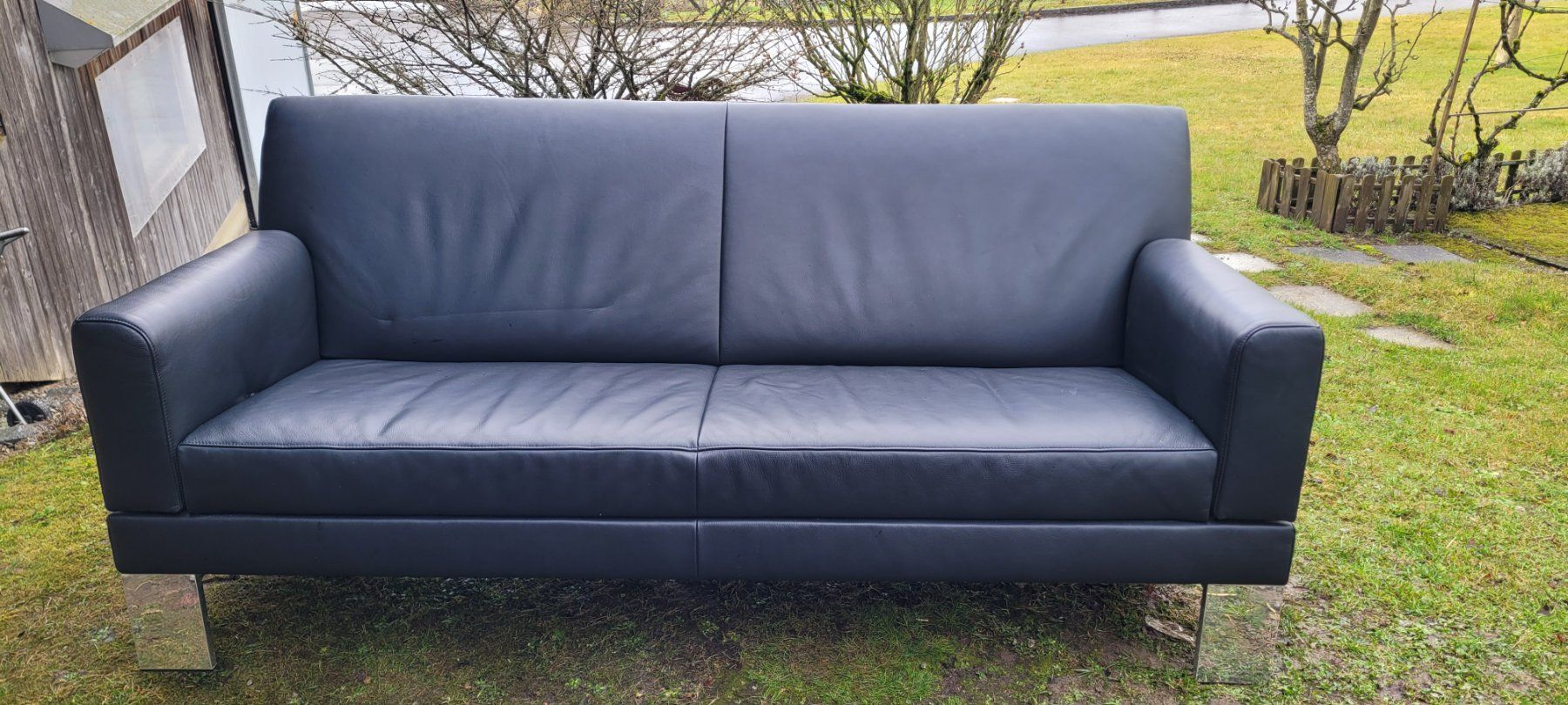 Jori Divani: Jori 2 Sitzer Sofa Leder – Nuovo (secondo la descrizione) da Niederlenz venduto da DaveDasWahnsinn