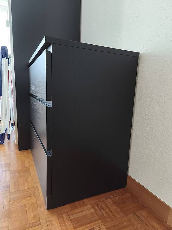 Kommoden: Commode moderne noir - 2 unités disponibles – Gebraucht aus Lausanne von ela_l2jq 1