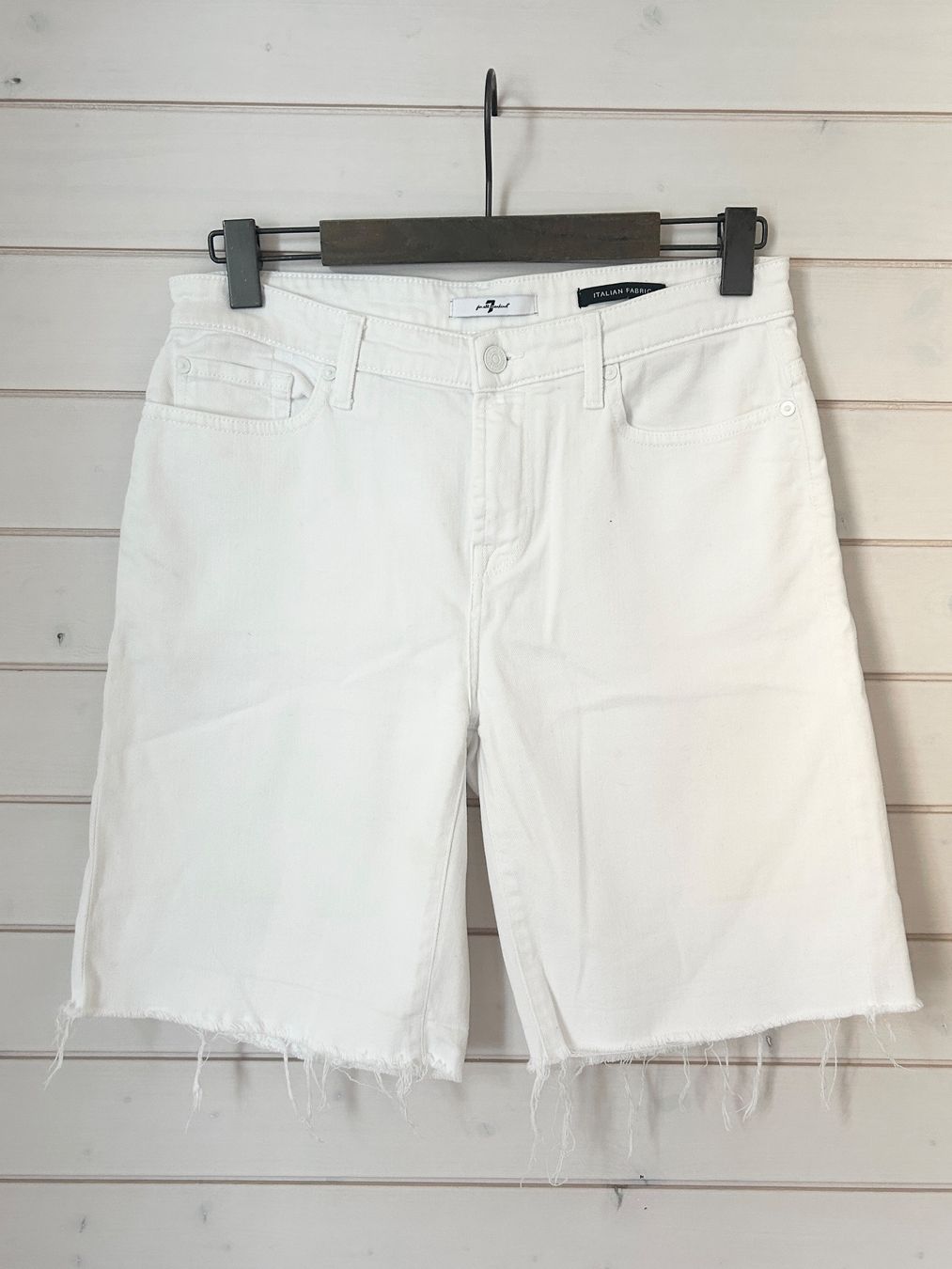 Mankind Pantaloni: 7 for all mankind Shorts - W28 – Usato da Illnau venduto da Monkky 2