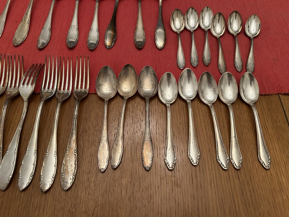 Set di posate: Silberbesteck Berndorf / posate laccate in argento – Usato da Tenero venduto da Laura-Pedu 2