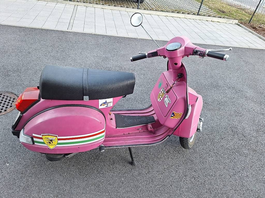 Strada: Vespa PX 125 rose Expertisée – Usato da Attalens venduto da rosset2m 1