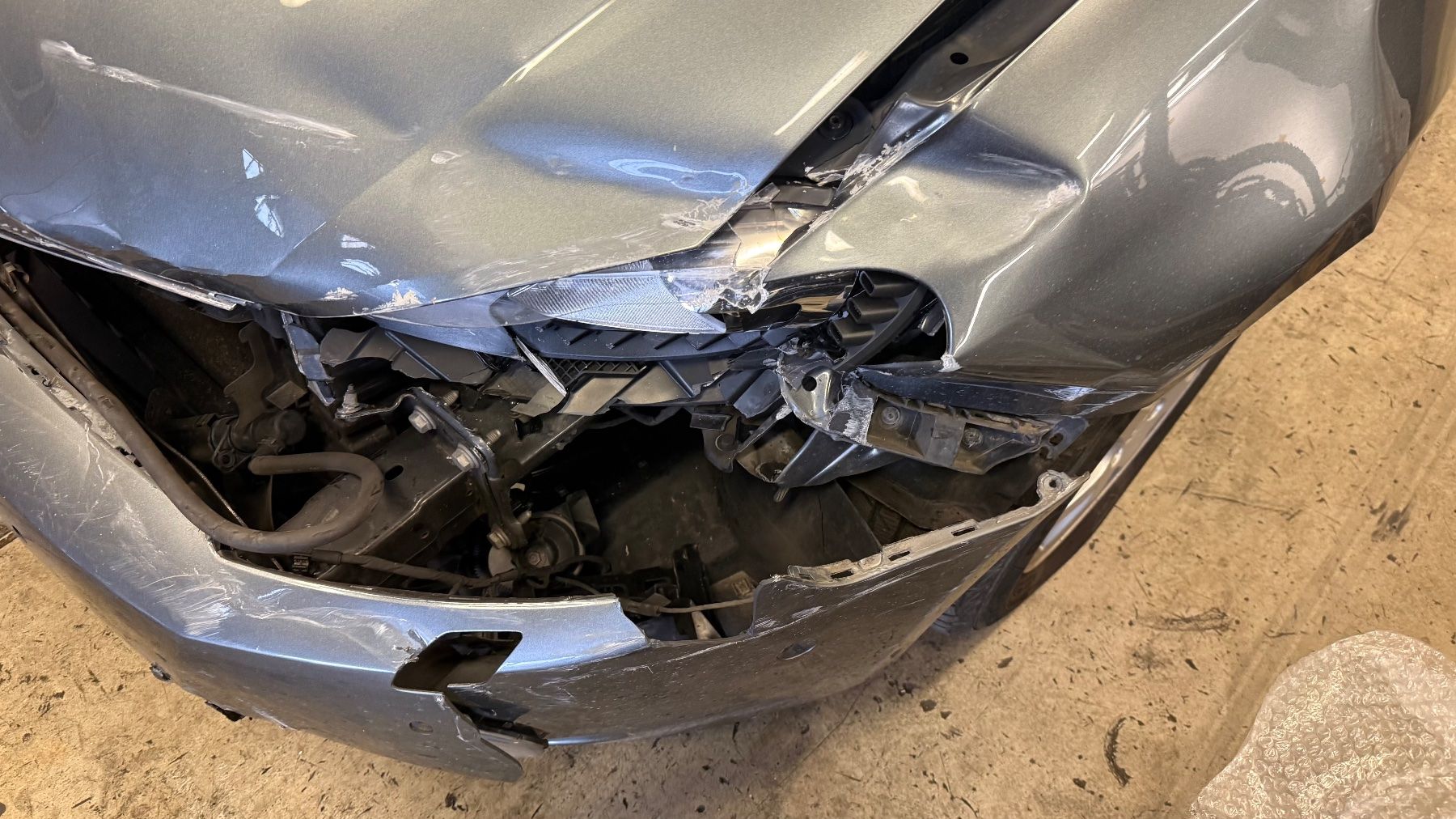 VW Automobili: VW Golf 6 variant Unfall motor läuft – Usato da Glattbrugg venduto da BlitzSale 3
