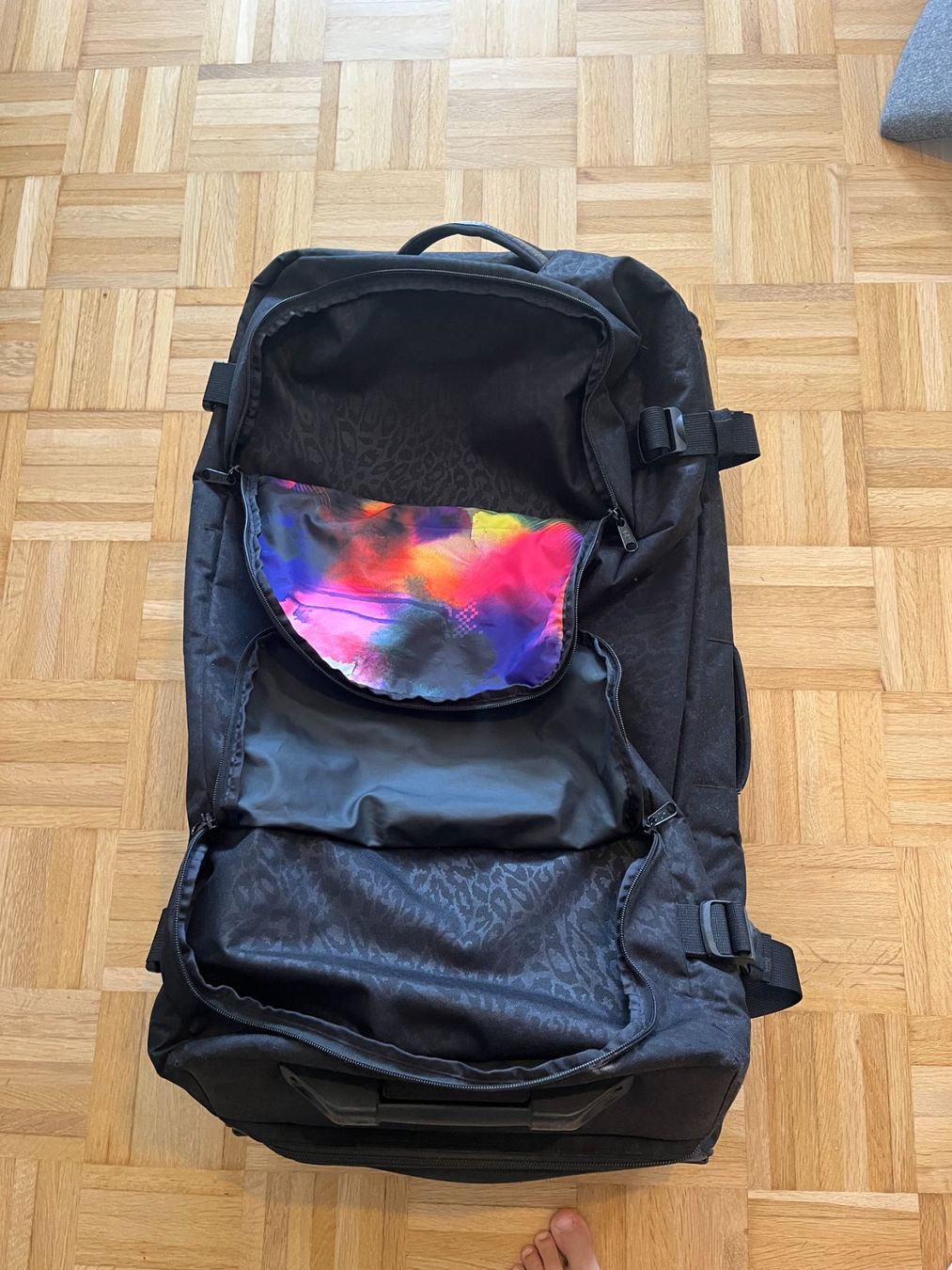 Dakine Valigie: Dakine Rollkoffer (110l) – Usato da Nidau venduto da Kiwi087 1