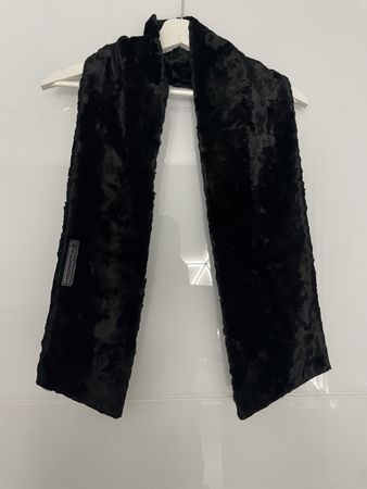 Eleganter Schal aus einem weichen Material