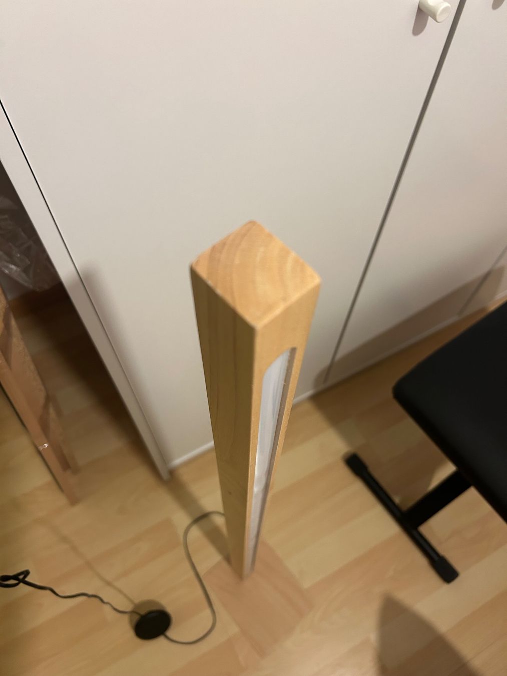 Lampade: Modern Wood LED Floor Lamp – Usato da Basel venduto da mac_z7c7 1