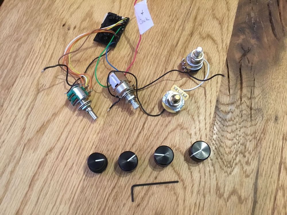 Sadowsky Bass Preamp mit VTC Kaufen auf Ricardo